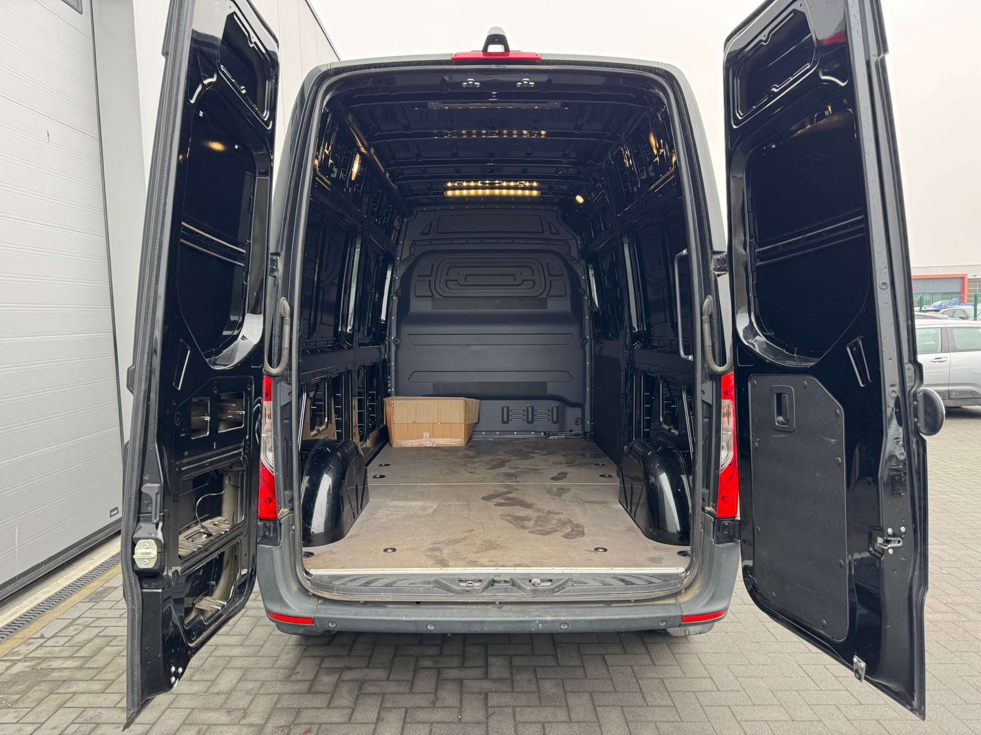 Mercedes-Benz Sprinter / 3 PLACES / CLIM / GPS / TVA RECUPERABLE