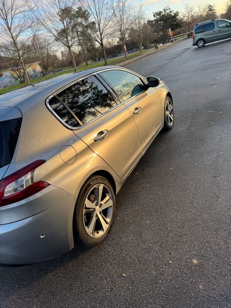 Peugeot 308 II 2.0 BLUEHDI 150 S&amp;S FELINE EAT6