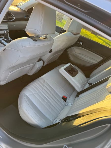 Peugeot 308 II 2.0 BLUEHDI 150 S&amp;S FELINE EAT6