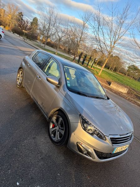Peugeot 308 II 2.0 BLUEHDI 150 S&amp;S FELINE EAT6