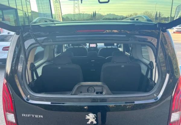 Peugeot Rifter 1.5 BlueHDi 130ch S&S Long Allure Pack 7 places
