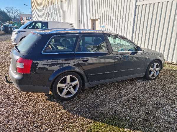 Audi A4 II AVANT 2.5 V6 TDI 163 PACK MULTITRONIC