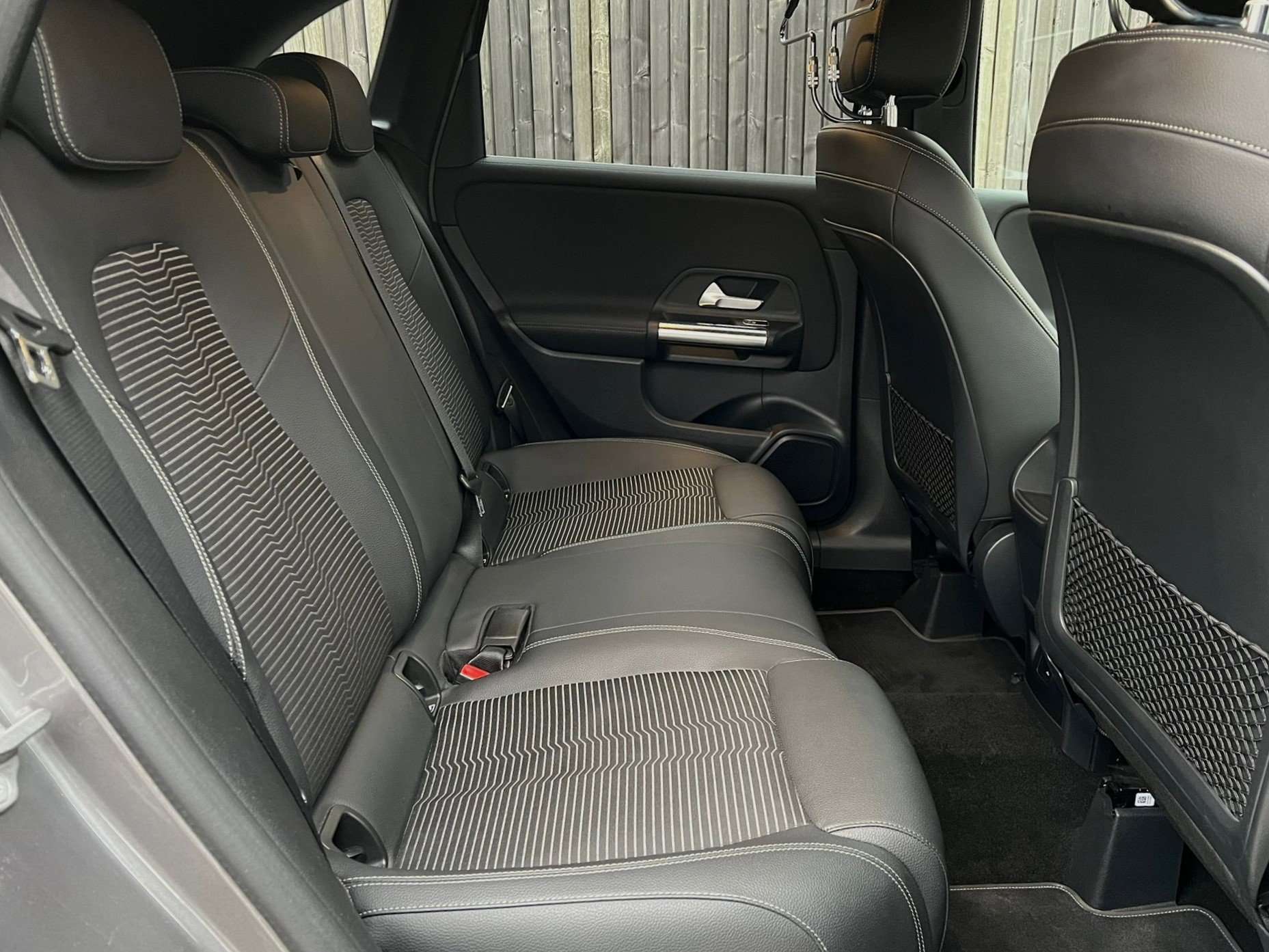 Mercedes-Benz B 250 e PHEV FULL-LED/17"/CAM/CRUISE/ZETELVERW.