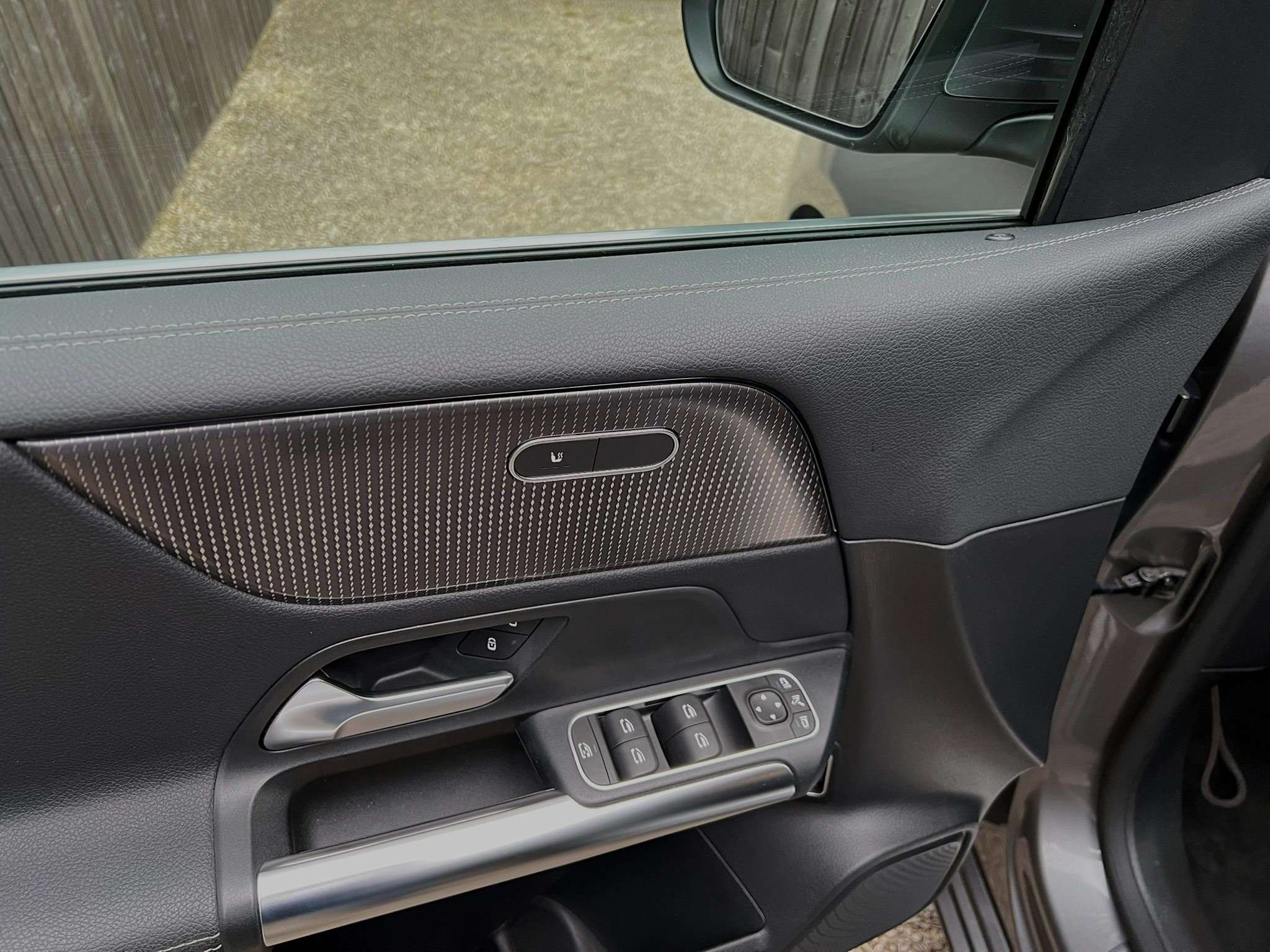 Mercedes-Benz B 250 e PHEV FULL-LED/17"/CAM/CRUISE/ZETELVERW.