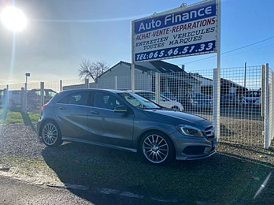 Mercedes-Benz Classe A 180 - /// Pack AMG ///-