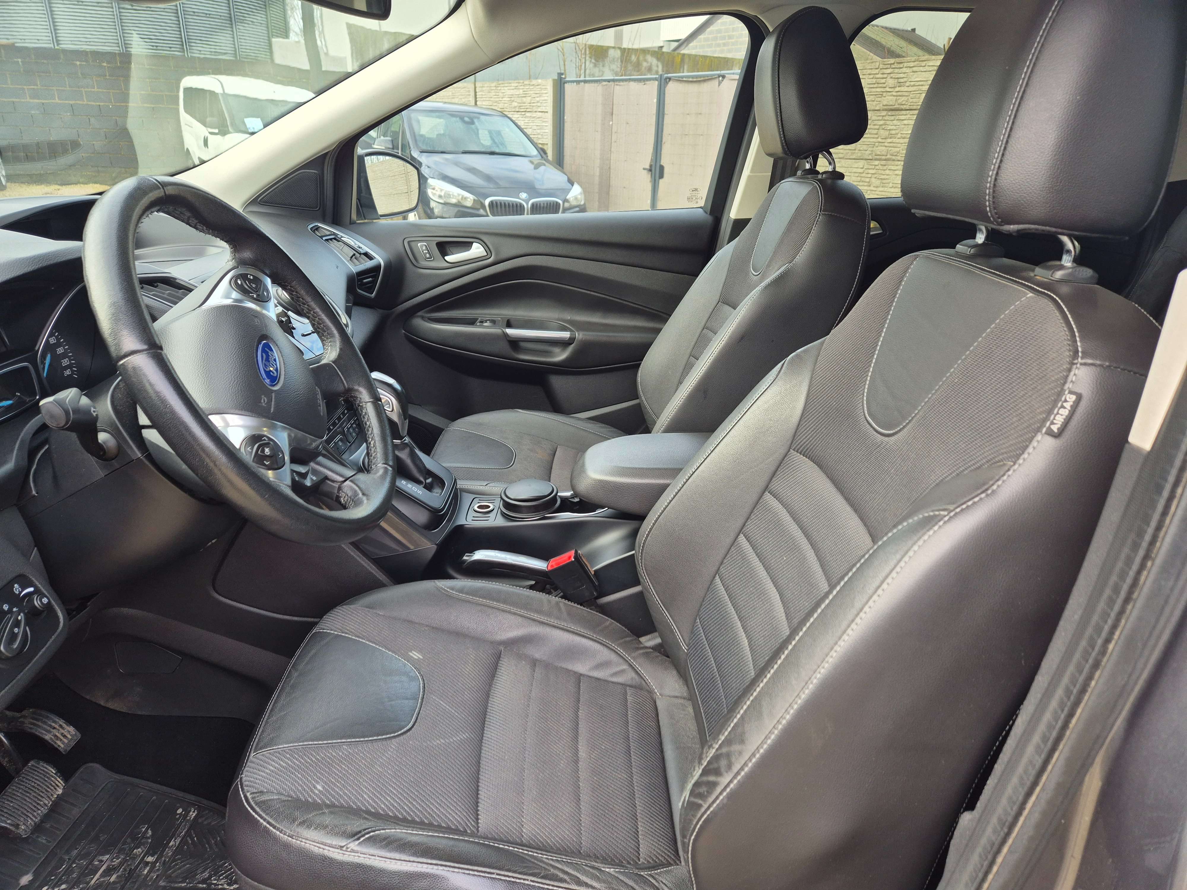 Ford Kuga 2.0 TDCi 4WD Titanium//CRUISE/CLIM//USB/GARANTIE