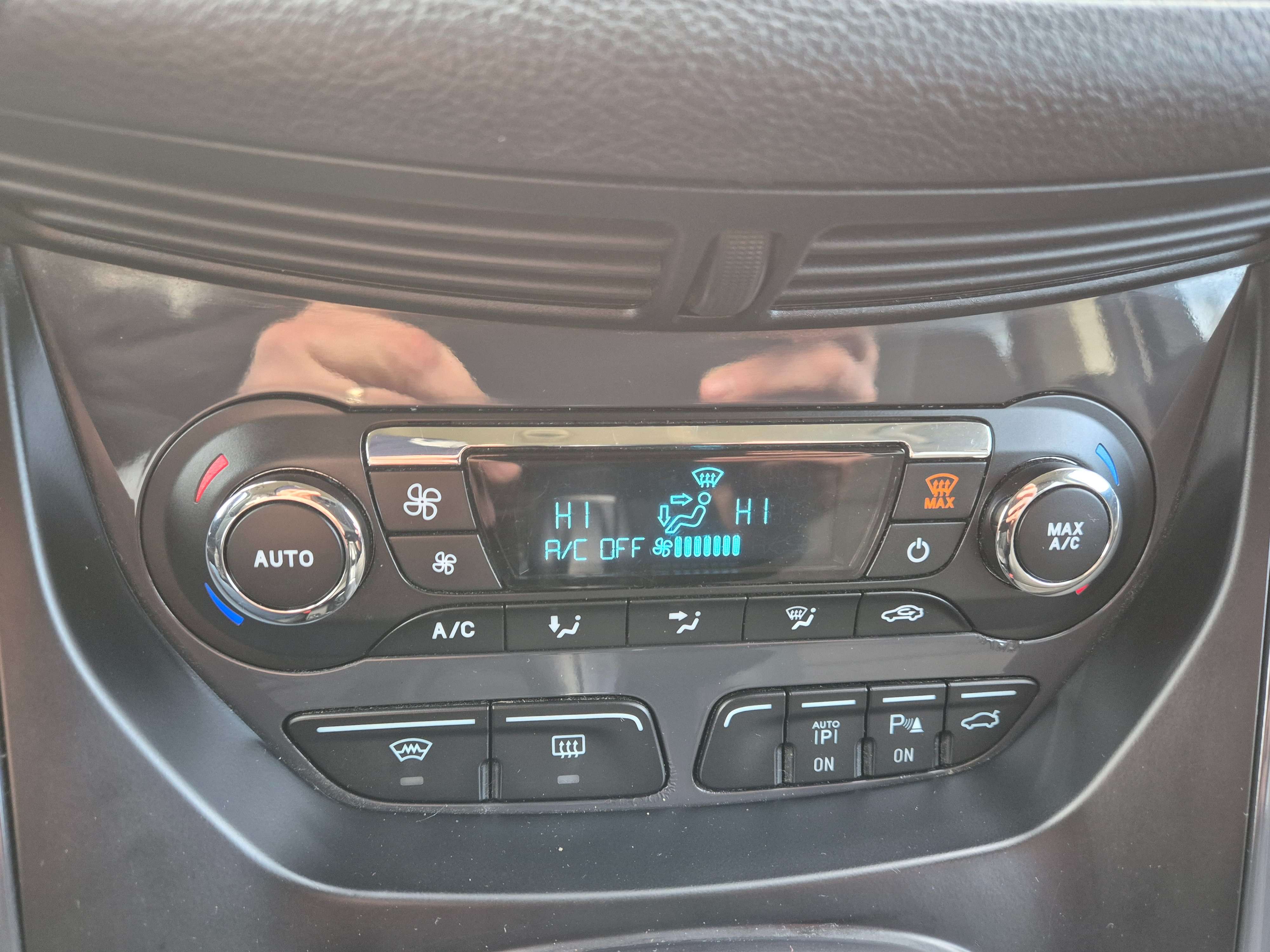 Ford Kuga 2.0 TDCi 4WD Titanium//CRUISE/CLIM//USB/GARANTIE