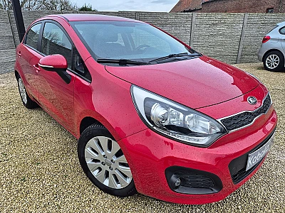 Kia Rio 1.2i Sense// CARNET//USB/CLIM/GARANTIE 12M/