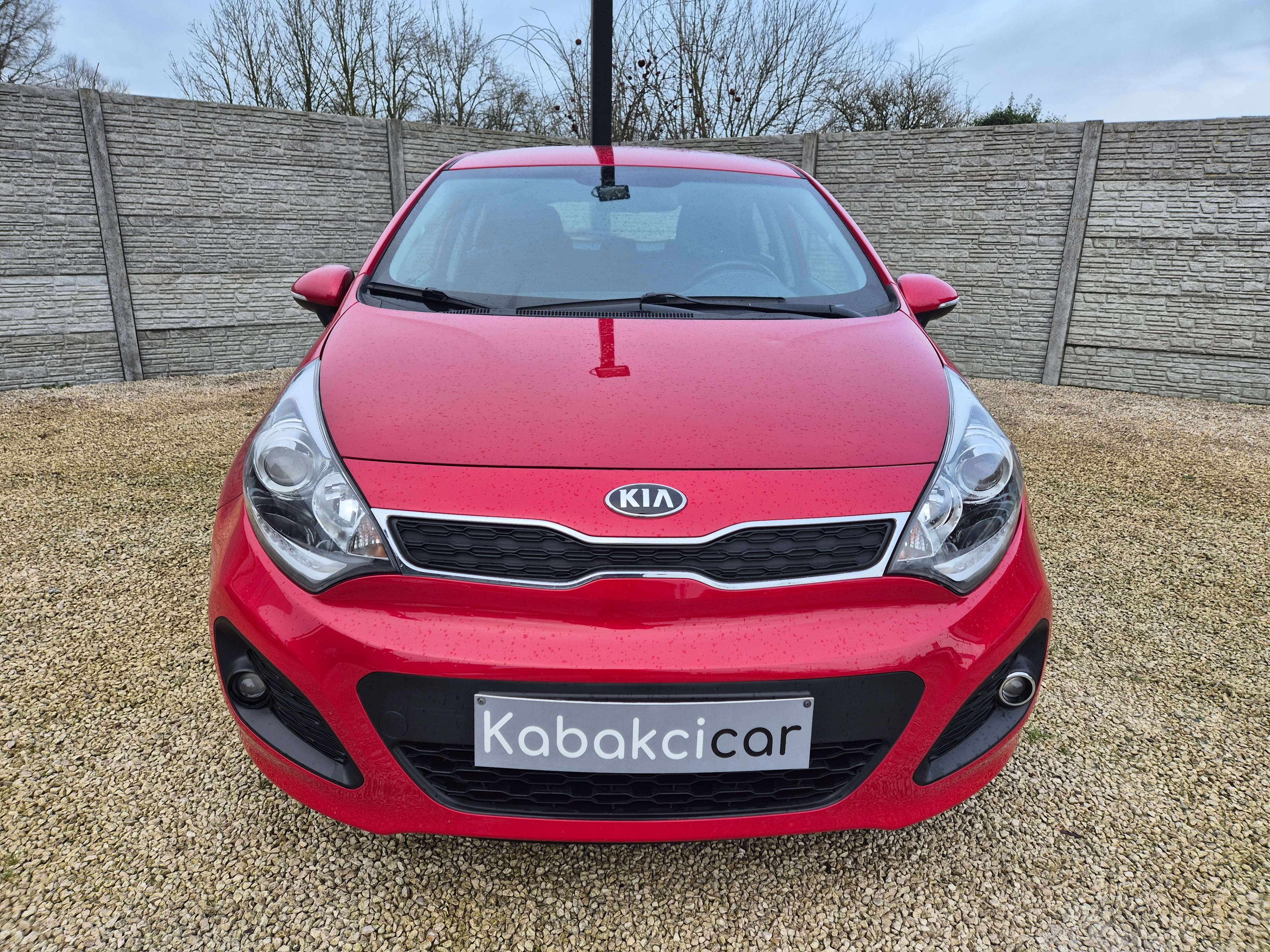 Kia Rio 1.2i Sense// CARNET//USB/CLIM/GARANTIE 12M/
