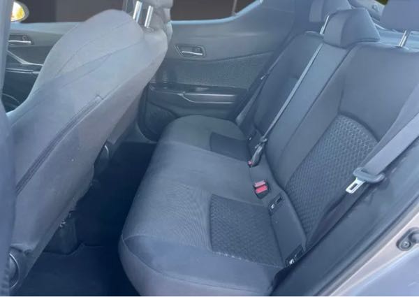 Toyota C-hr 122h Edition 2WD E-CVT MY20
