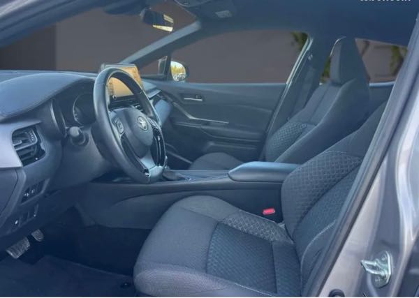 Toyota C-hr 122h Edition 2WD E-CVT MY20
