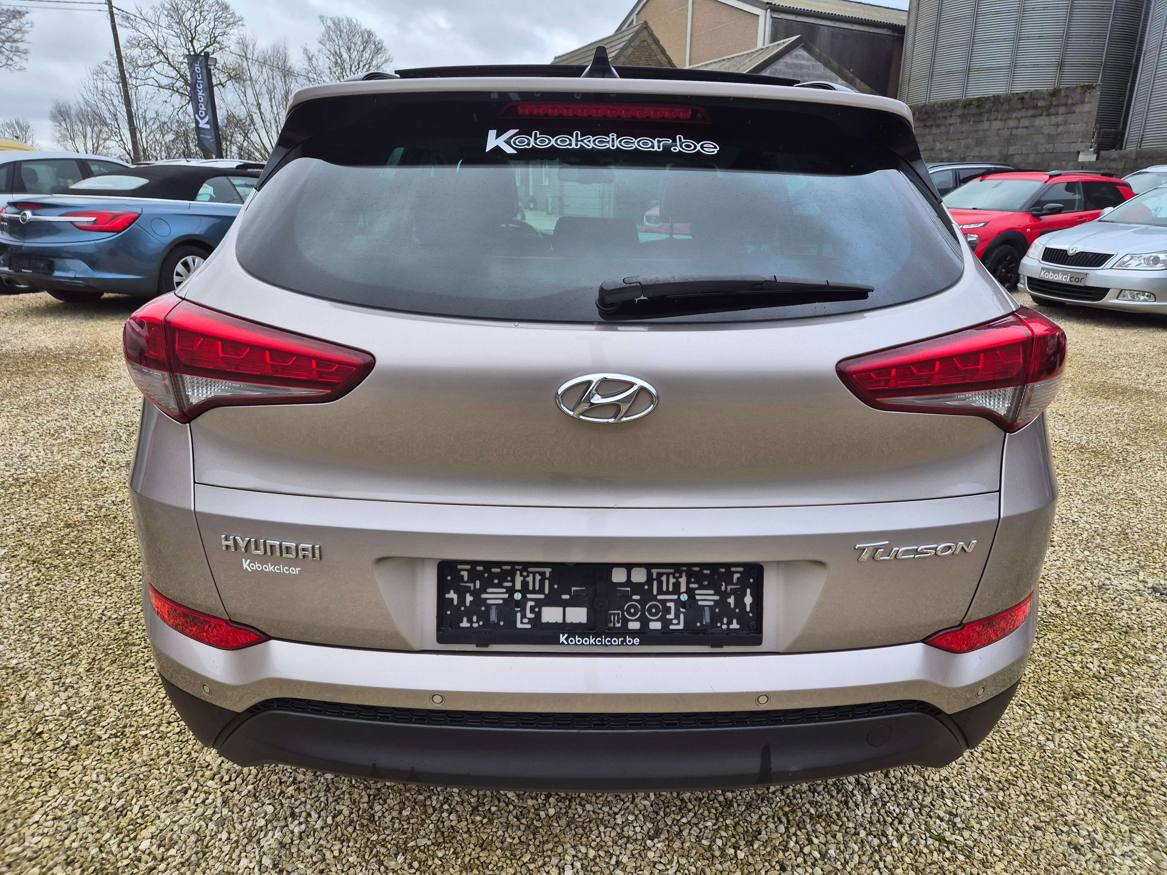Hyundai TUCSON 1.7 CRDi 2WD Premium// CARNET//GPS/USB/GARANTIE