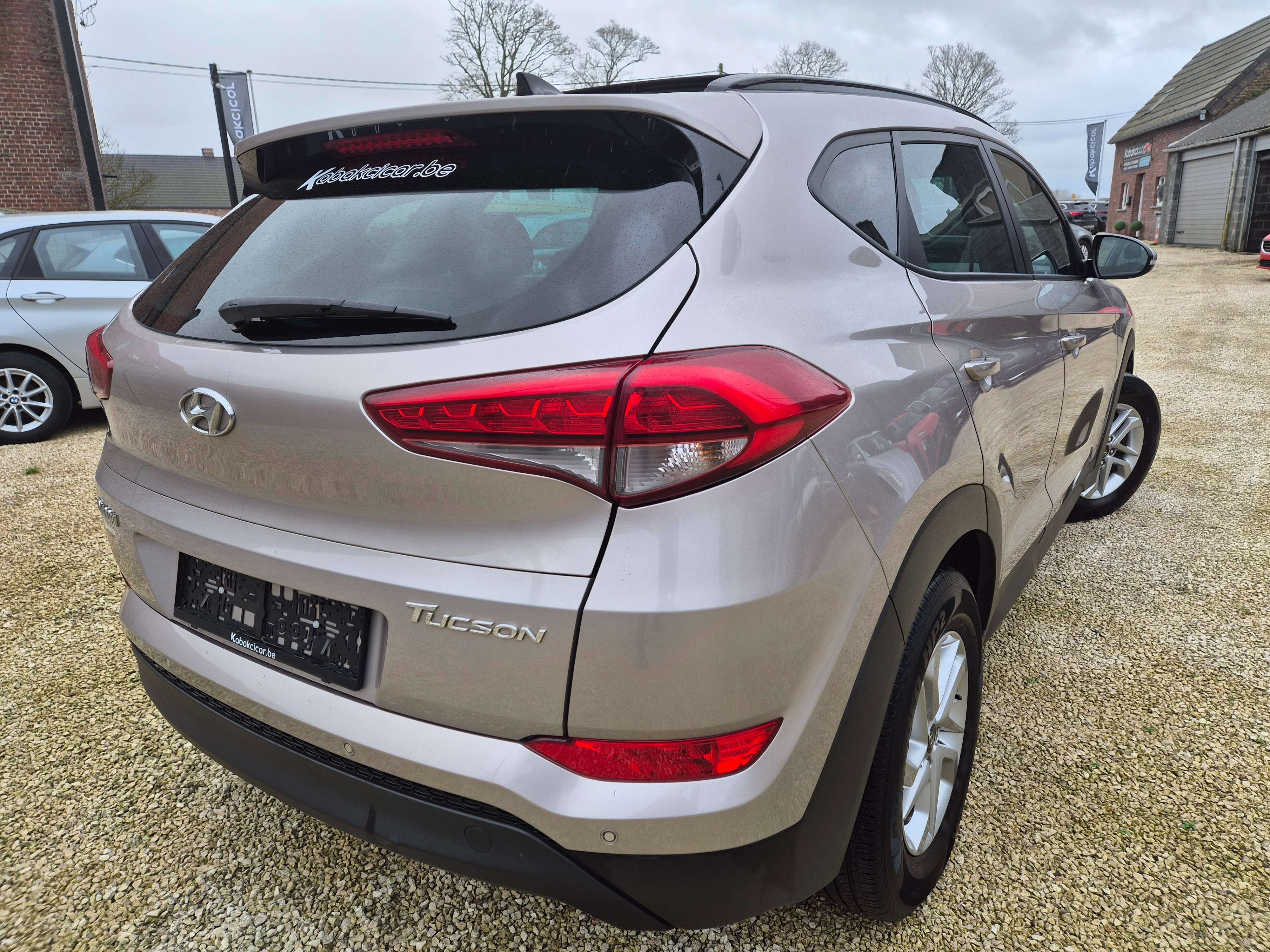 Hyundai TUCSON 1.7 CRDi 2WD Premium// CARNET//GPS/USB/GARANTIE
