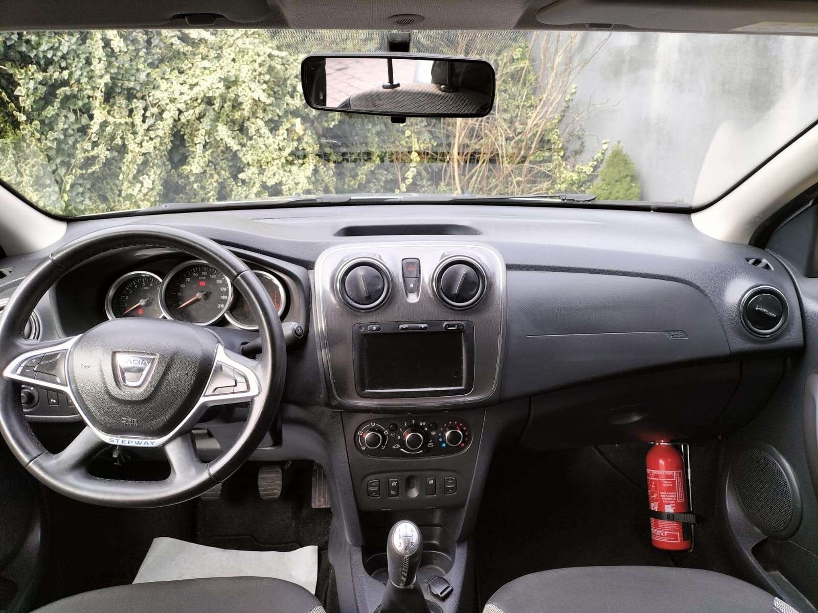 Dacia Sandero Stepway 0.9 TCe - Petit Budget Economique - Garantie 12 Mois avec Entretien Effectué - Dispo Rapidement - Zone LEZ Ok