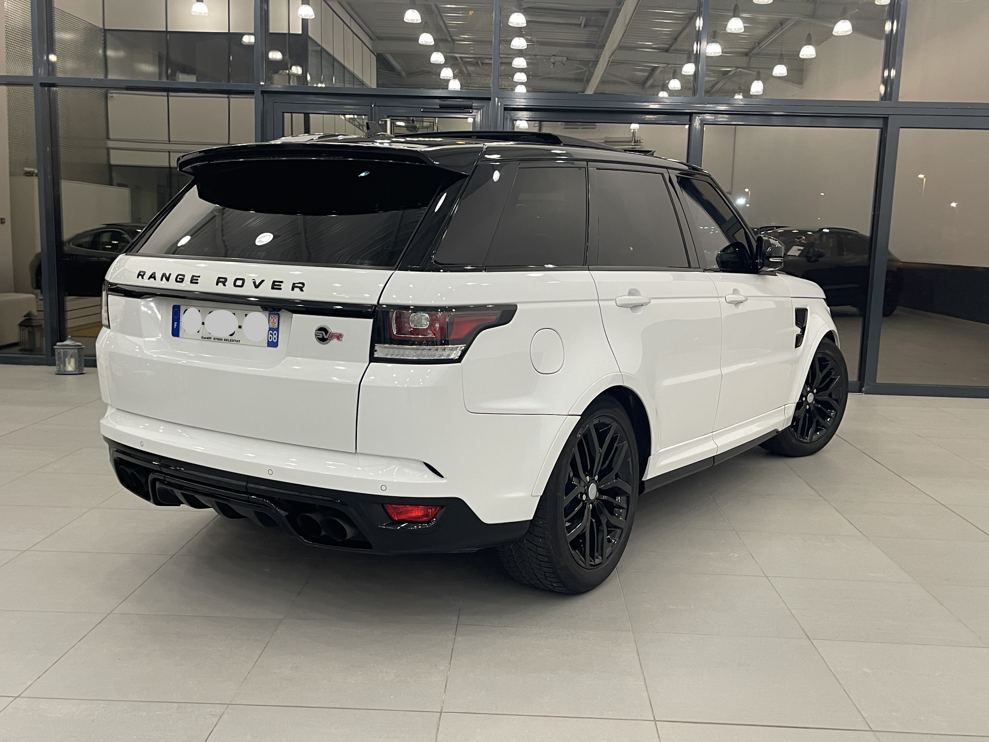 Land Rover Range Rover Sport II 5.0 V8 SUPERCHARGED SVR AUTO