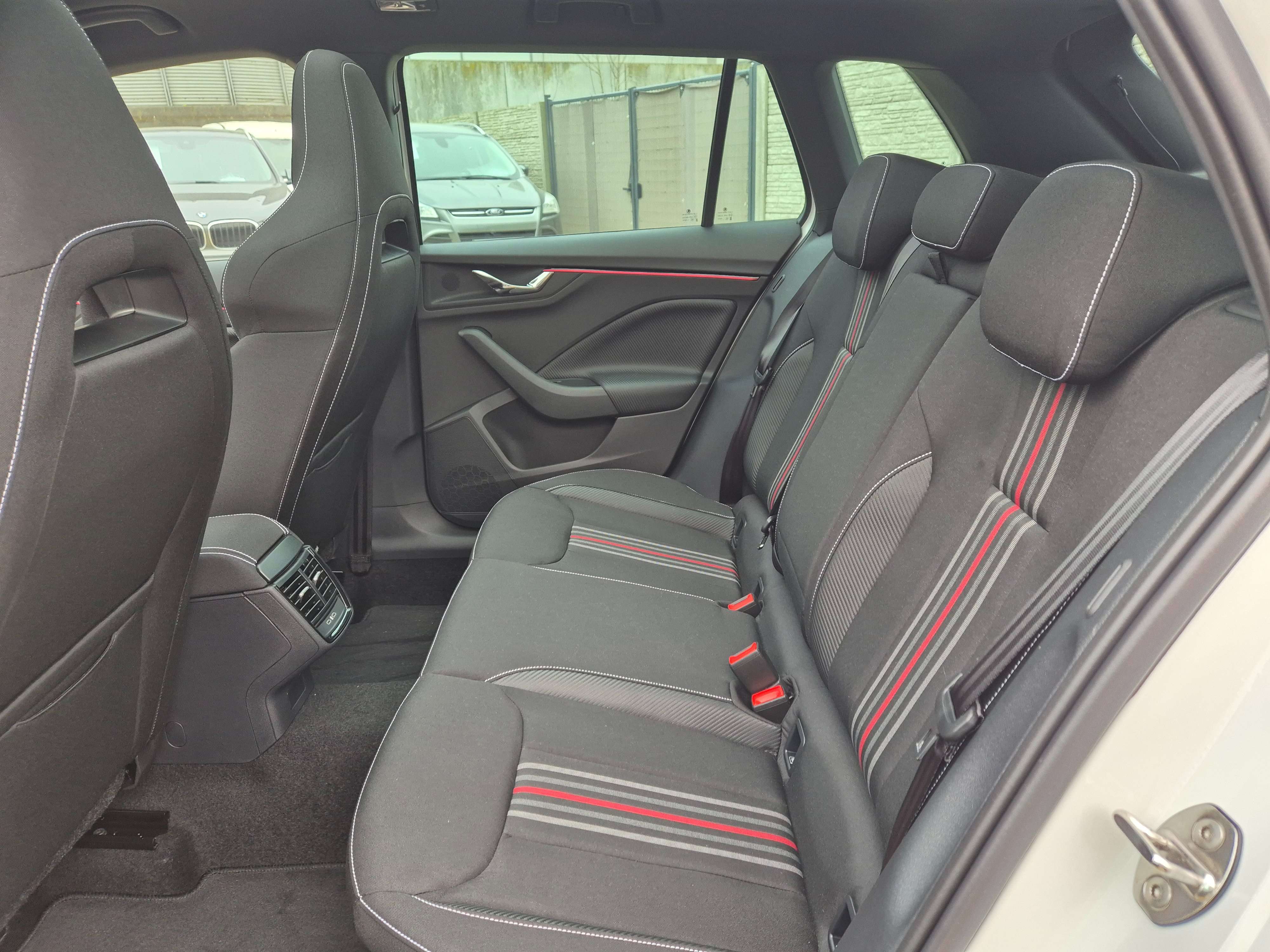 Skoda Kamiq 1.0 TSI Monte Carlo DSG//VEHICULE NEUF//GARANTIE