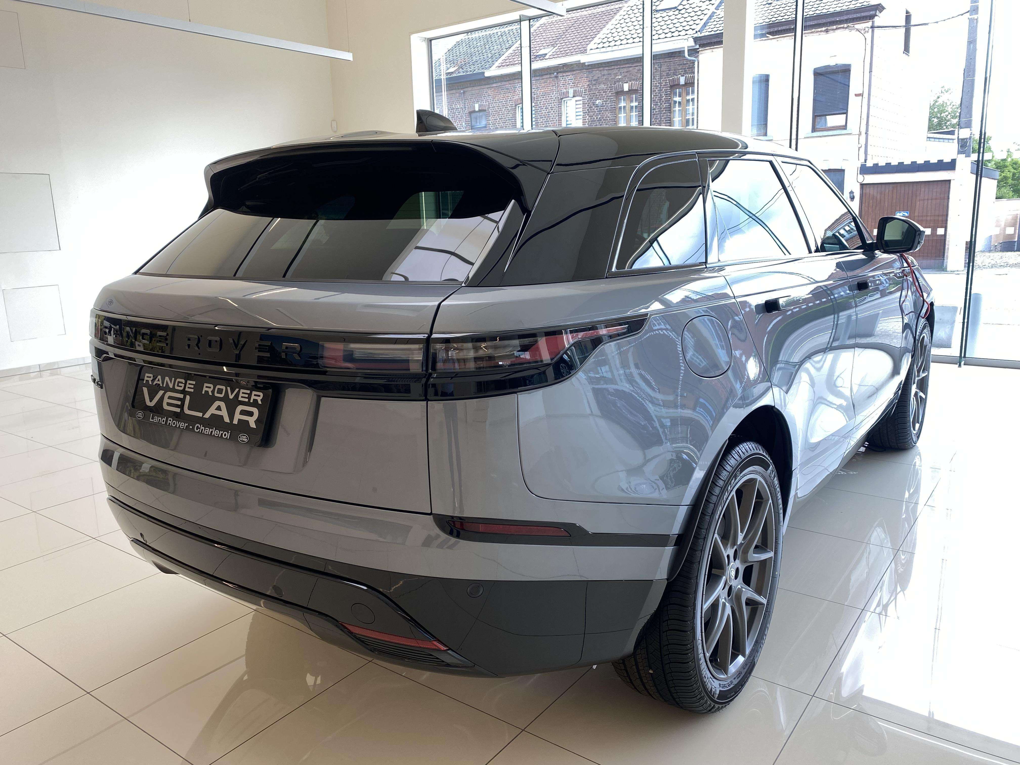 Land Rover Range Rover Velar p400 Dynamic SE plug in hybrid
