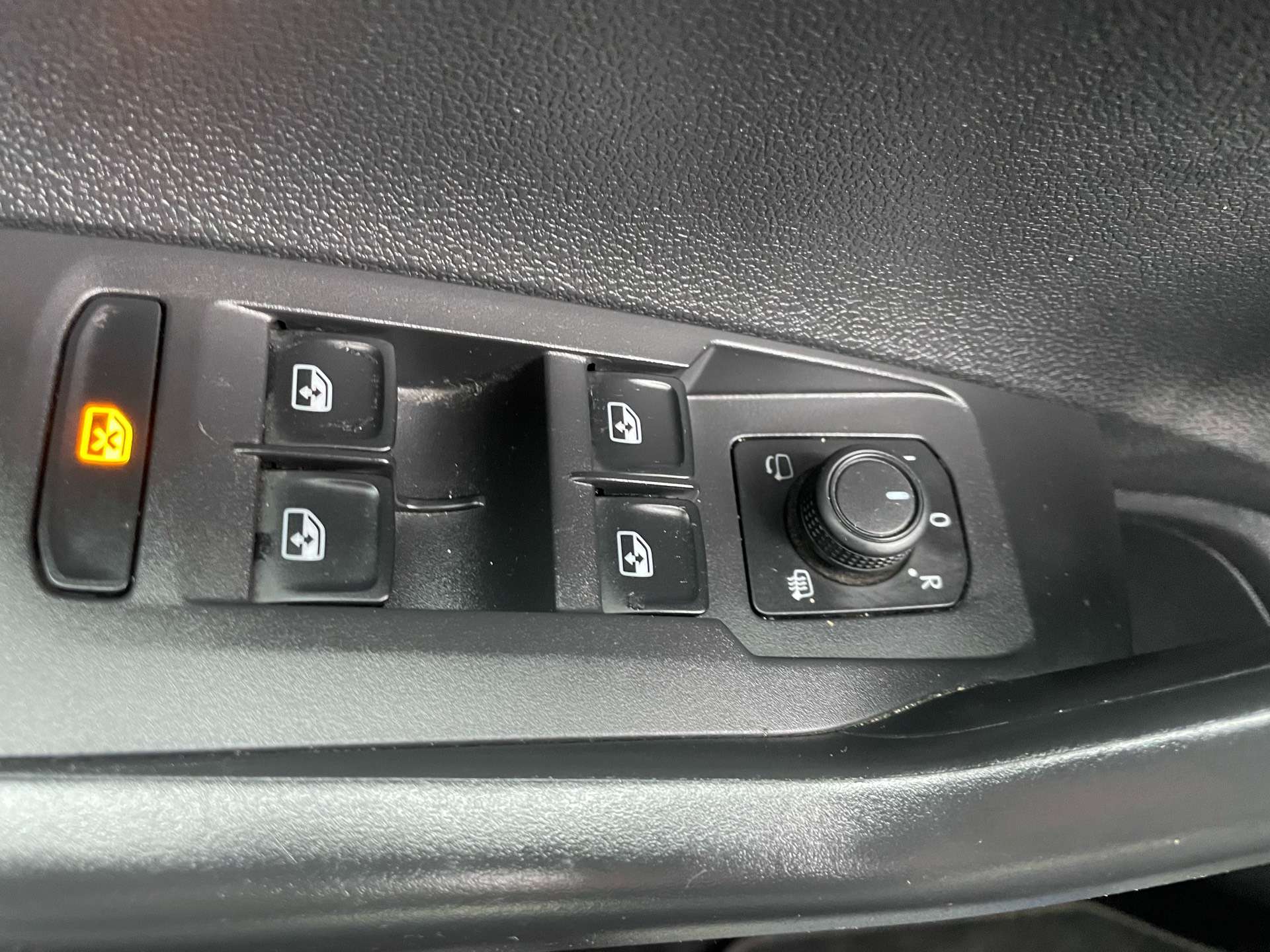 Volkswagen Taigo 1.0 TSI Life/RADAR AV/ARR/FRONT ASSIST/CLIMA/REGU