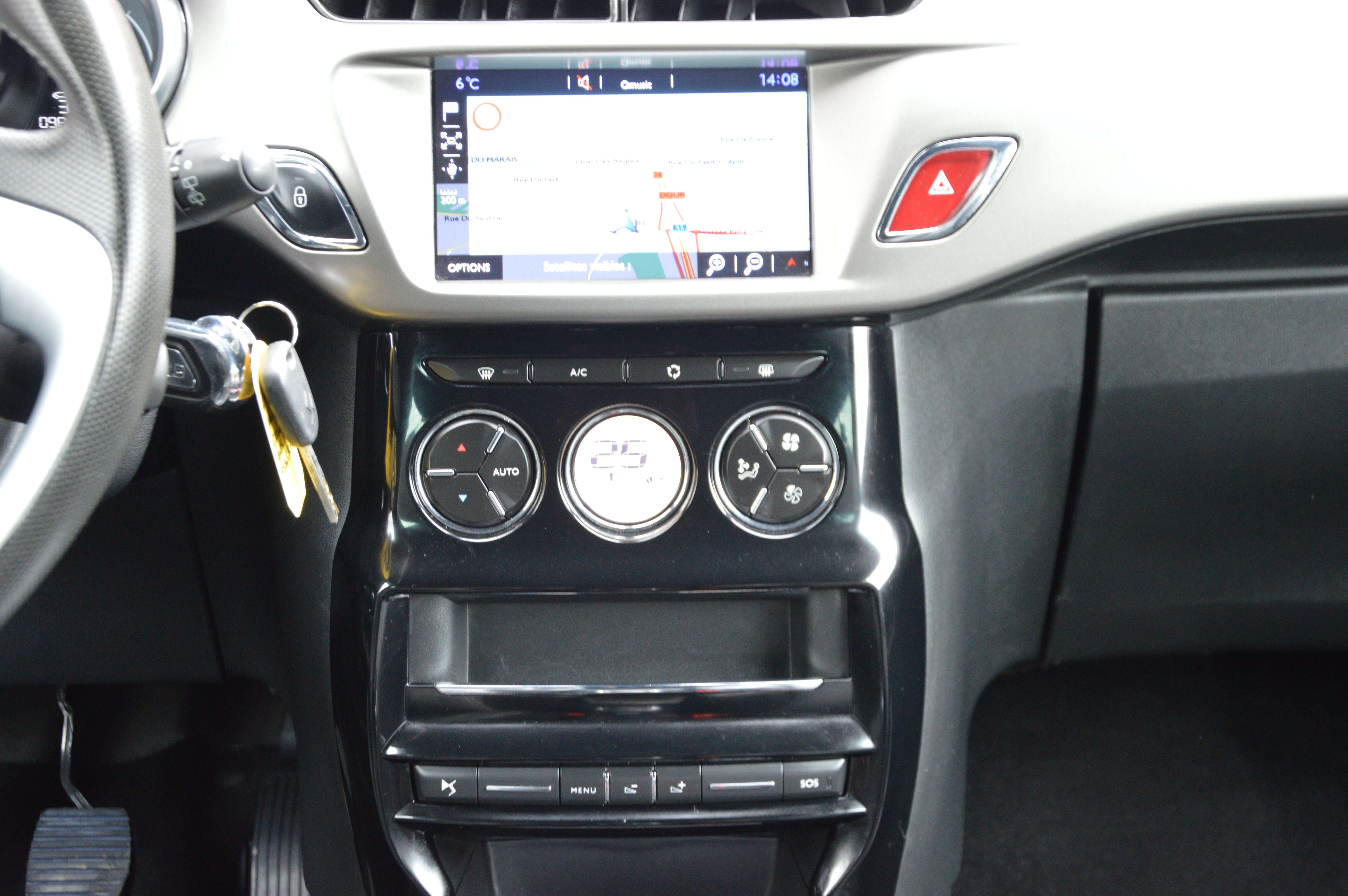 DS Automobiles DS 3 1.6BlueHDi Sport Chic NAV CUIR SENS AR 98.060KM
