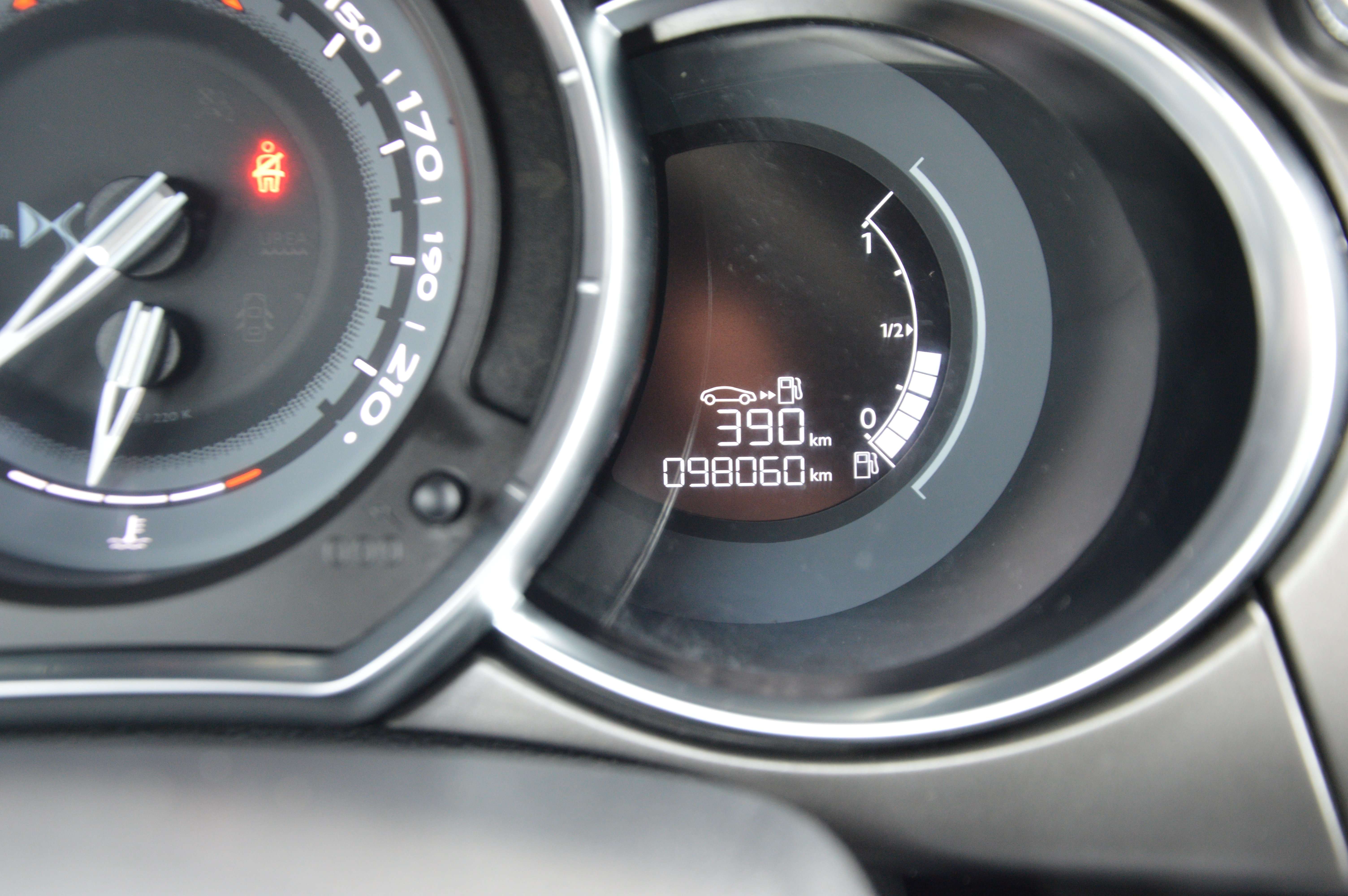 DS Automobiles DS 3 1.6BlueHDi Sport Chic NAV CUIR SENS AR 98.060KM