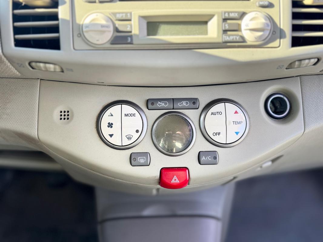 Nissan Micra 1.2i - 80 Acenta