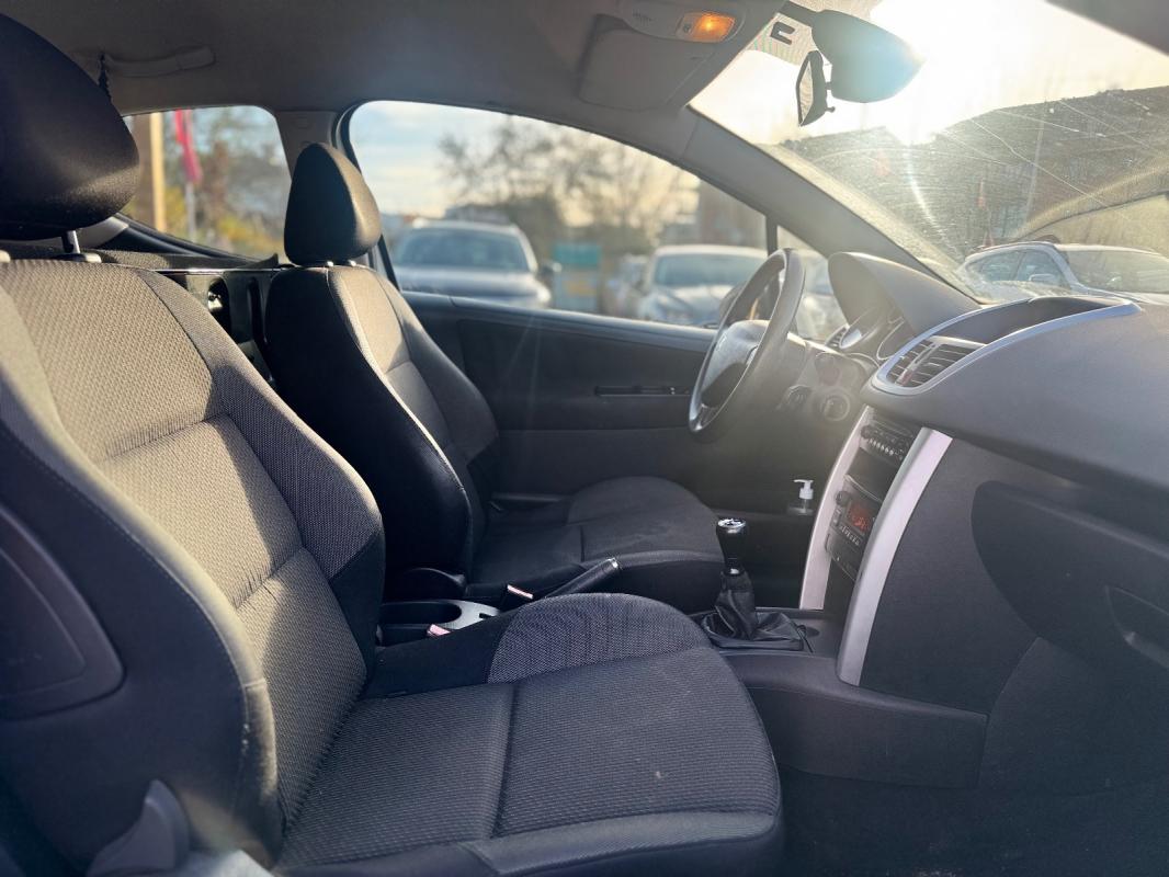 Peugeot 207 AFFAIRE 1.6 HDI 92 FAP PACK CD CLIM