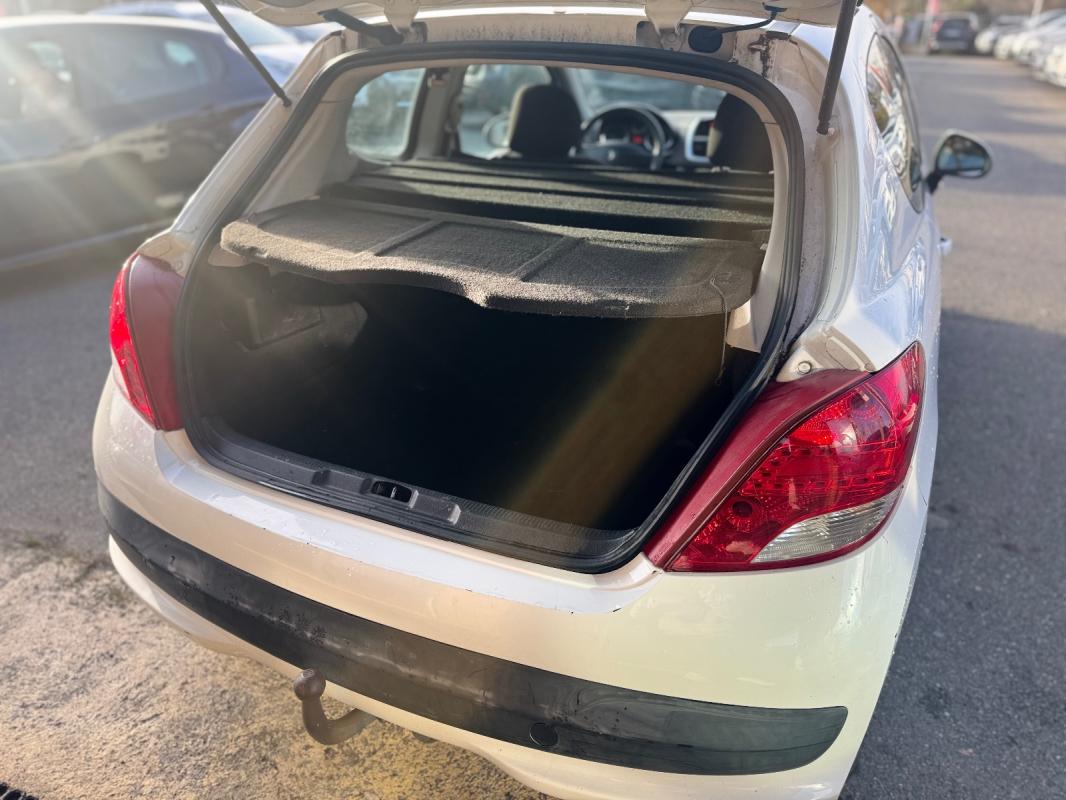 Peugeot 207 AFFAIRE 1.6 HDI 92 FAP PACK CD CLIM