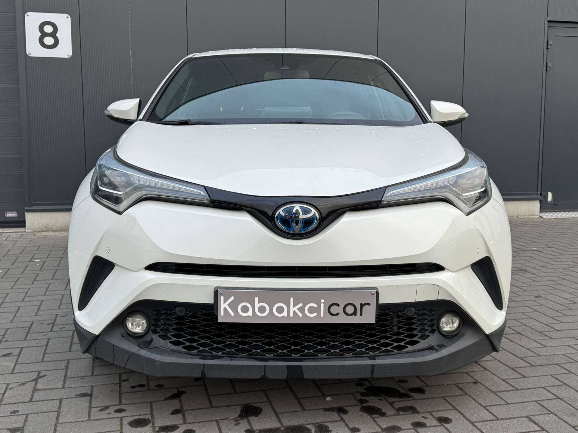Toyota C-HR 1.8i VVT-i Hybrid E-CVT //Cuir//Navi//Garantie 12M