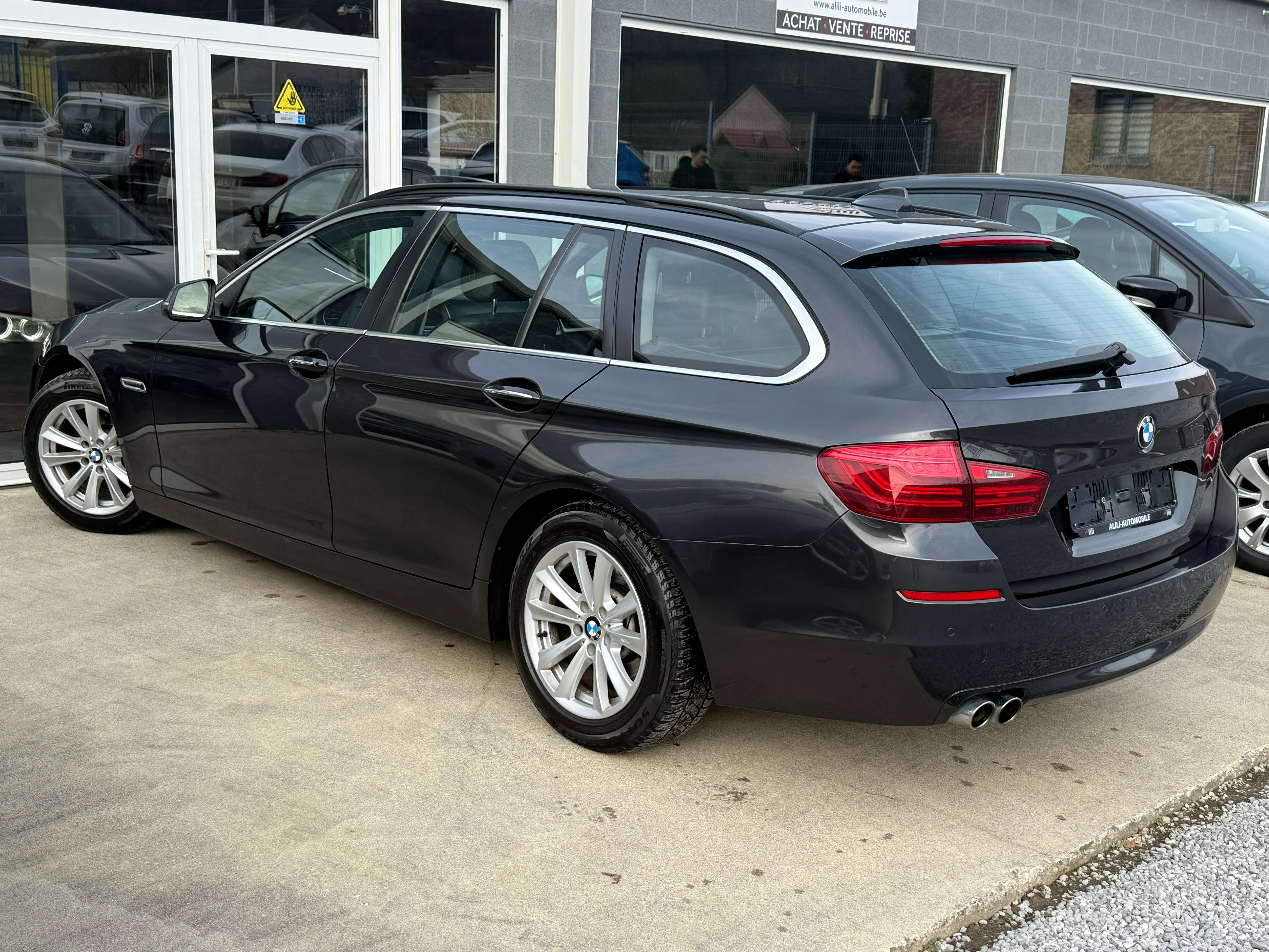 BMW 518 **Euro6**Facelift**Bi-Xenon**Cuir**Gps**Pdc**