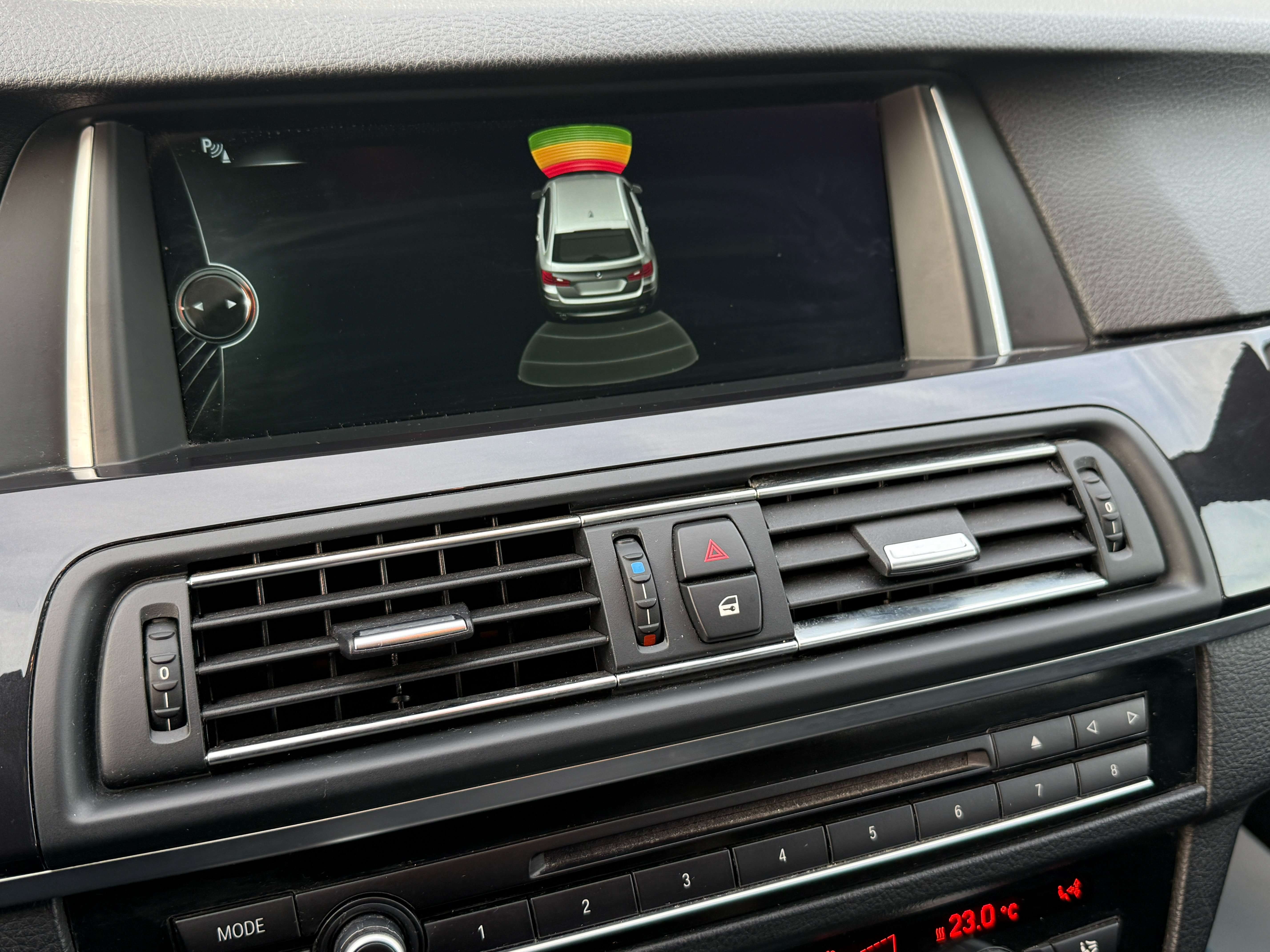 BMW 518 **Euro6**Facelift**Bi-Xenon**Cuir**Gps**Pdc**