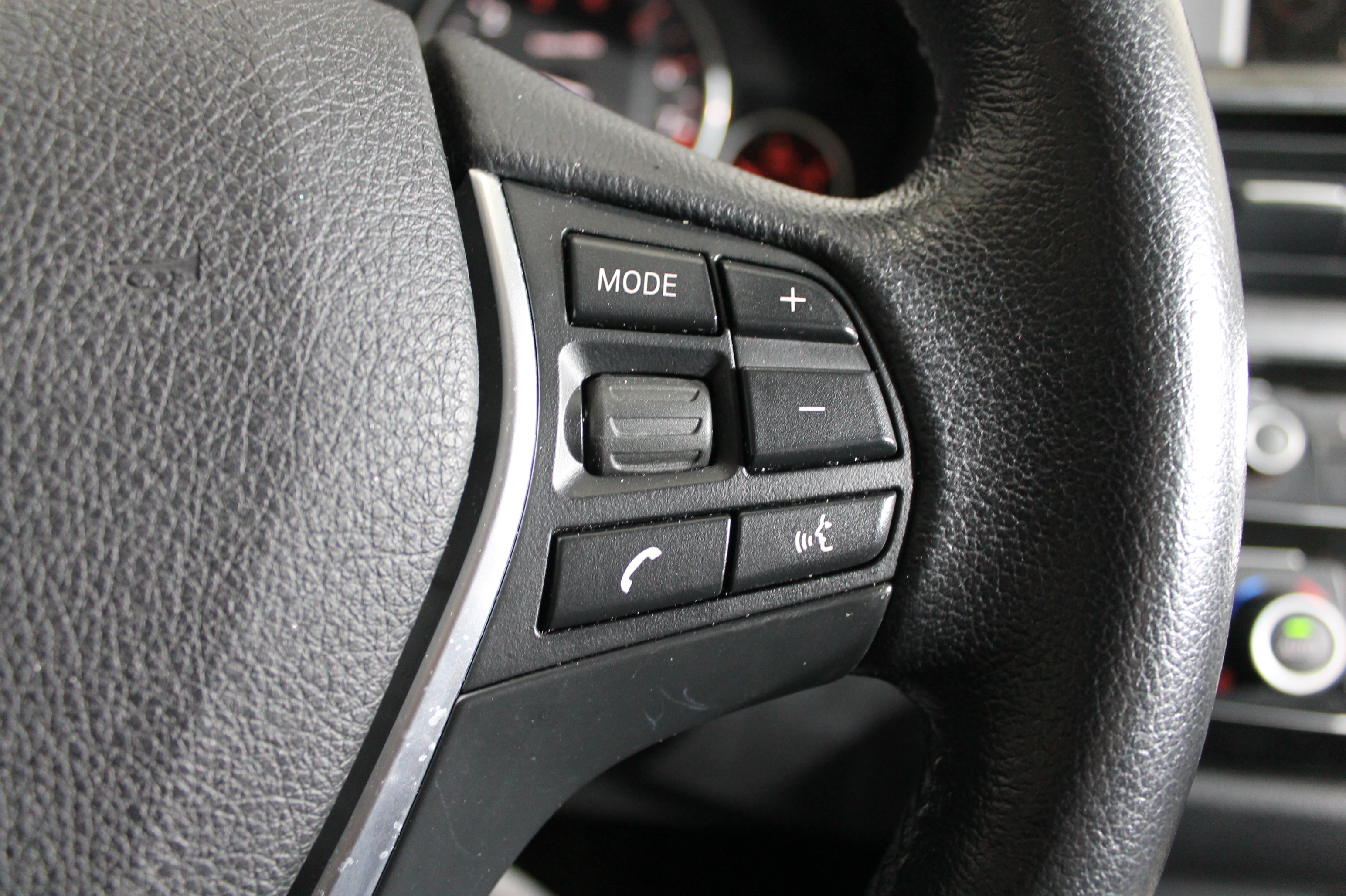 Bmw Serie 3 (F30) (2) 318I 136 M SPORT