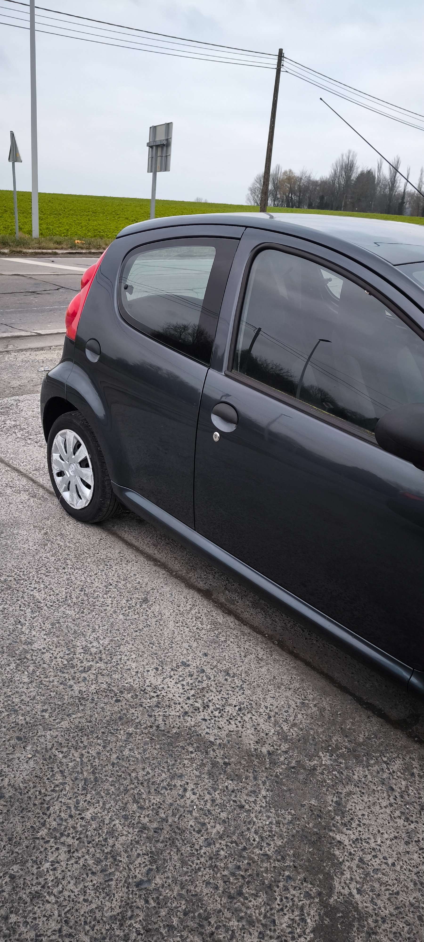 Peugeot 107 1100 essence 5 portes