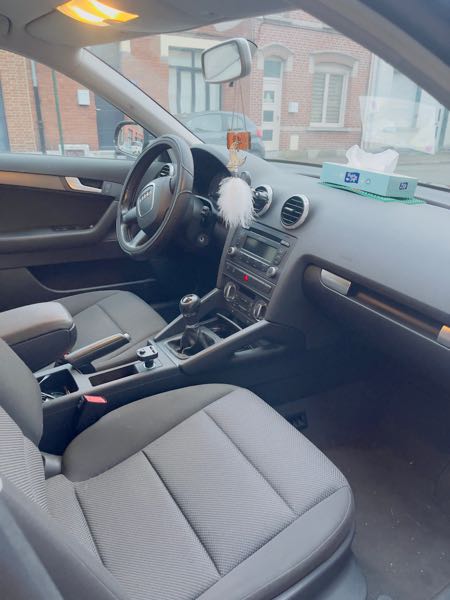 Audi A3 III SPORTBACK 1.6 TDI 105 AMBIENTE