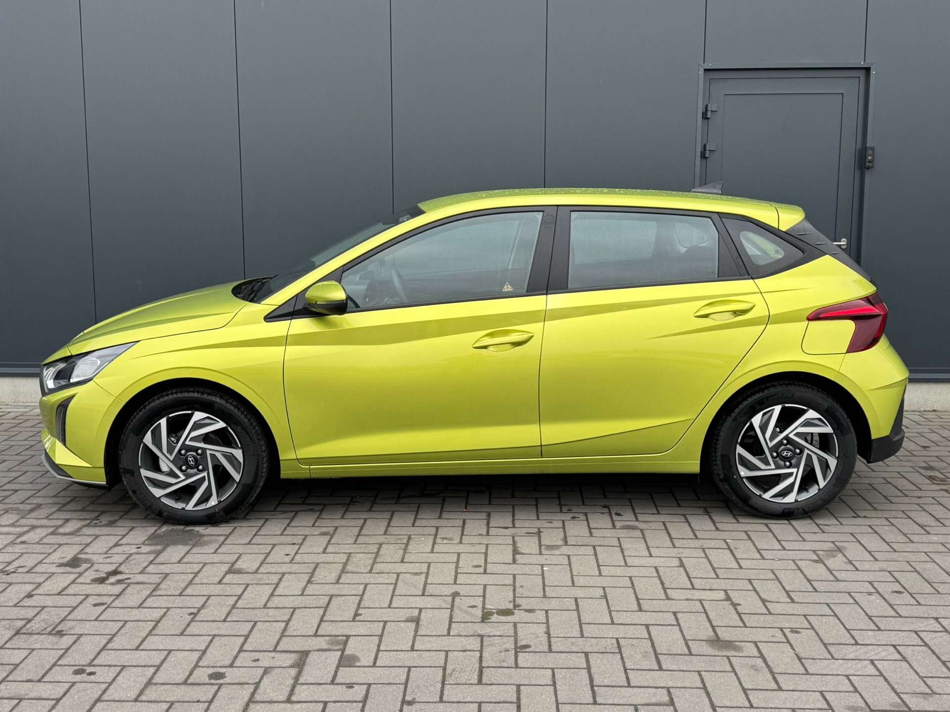 Hyundai i20 1.2i /AIRCO/PDC/CAMERA/NEUF/GARANTIE CONSTRUCTEUR