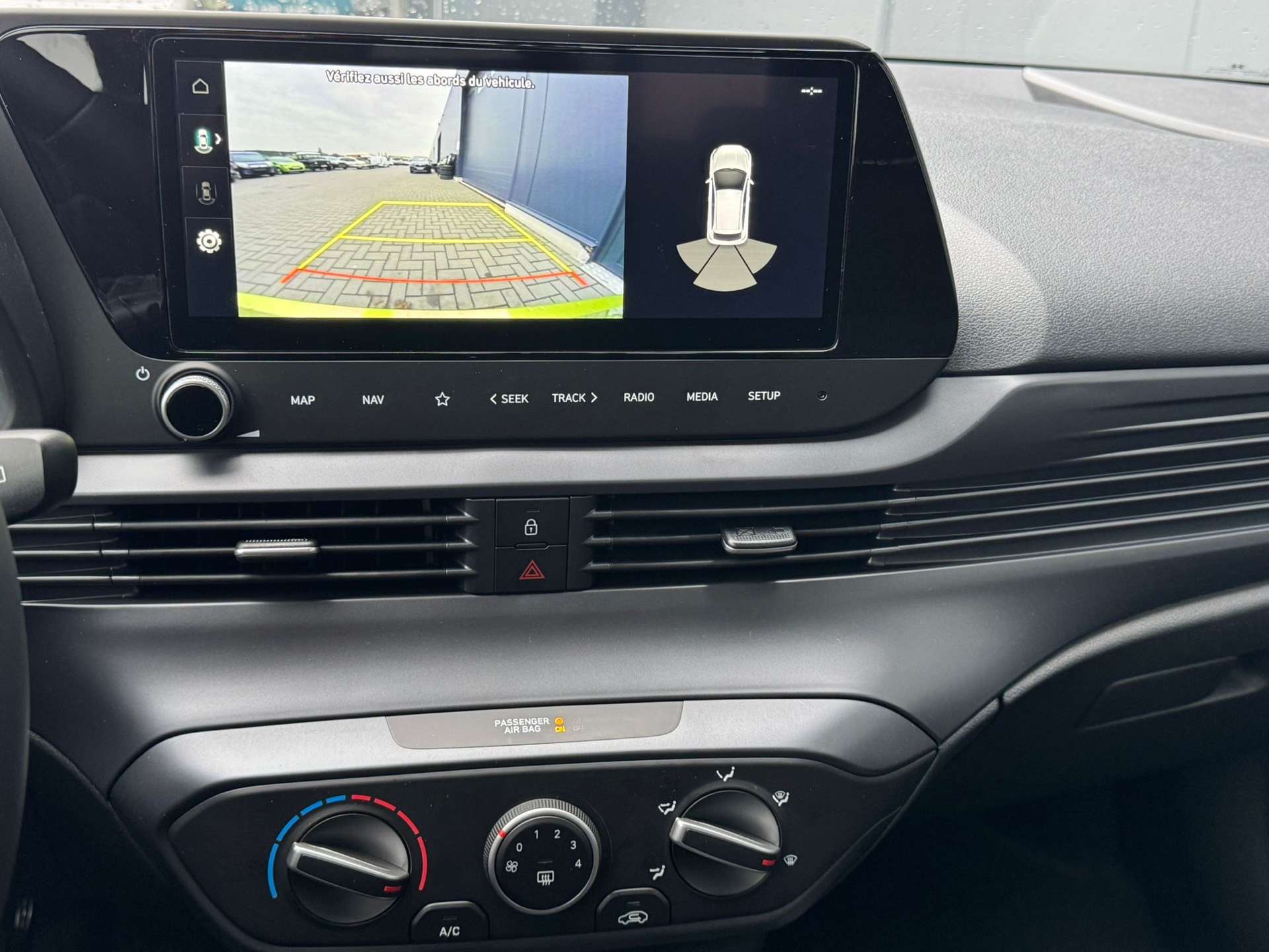 Hyundai i20 1.2i /AIRCO/PDC/CAMERA/NEUF/GARANTIE CONSTRUCTEUR