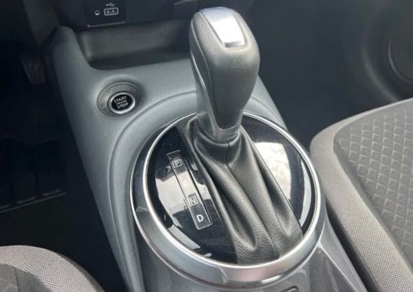 Nissan Juke 1.0 DIG-T 117ch N-Connecta DCT