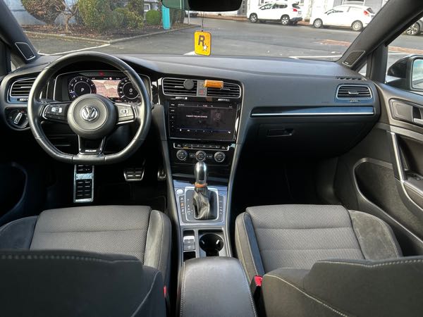 Volkswagen Golf VII (2) 2.0 TSI 310 BLUEMOTION TECHNOLOGY R 4MOTION DSG7 5P