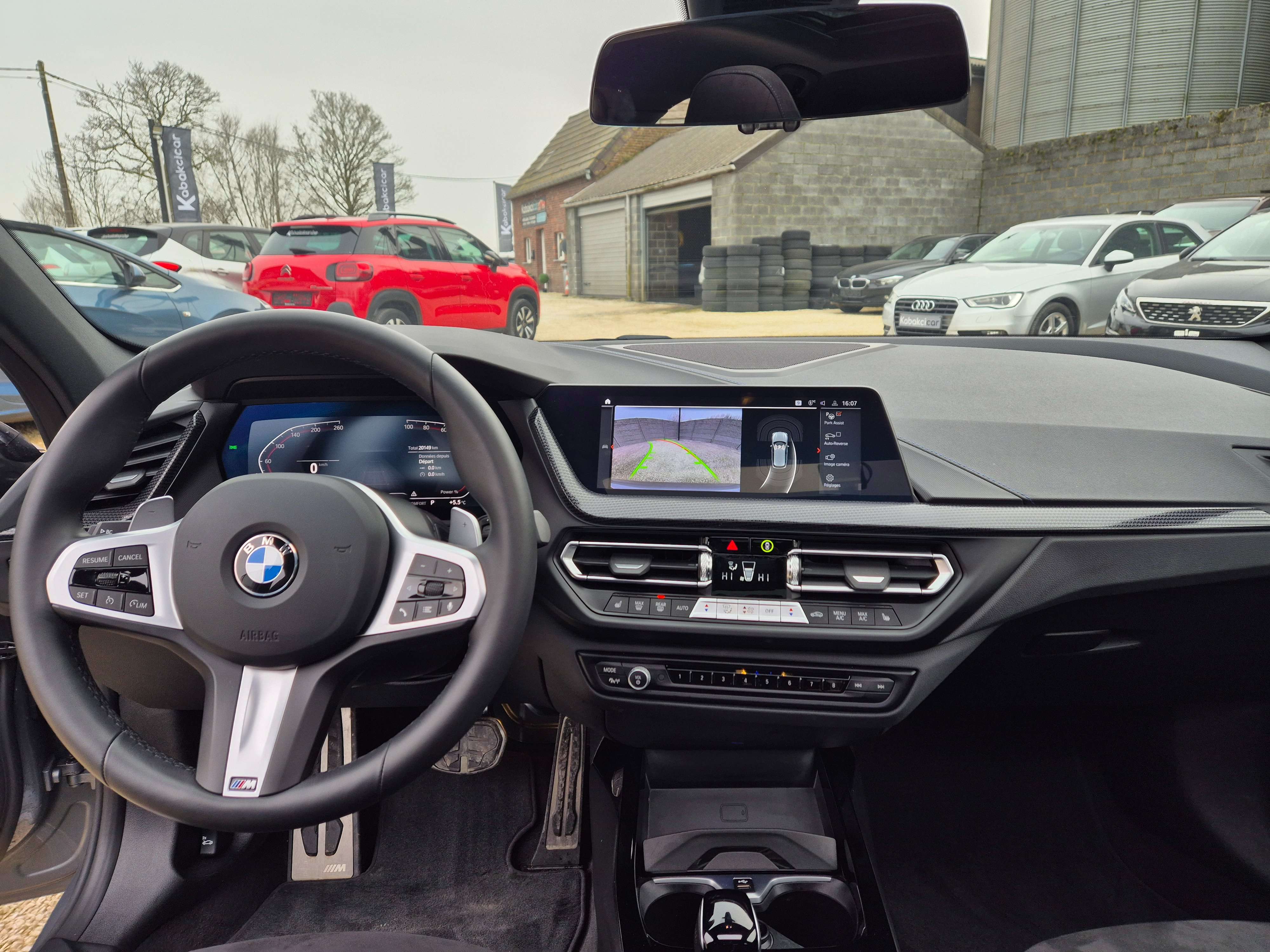 BMW 120 120i / PACK M //CARPLAY/CAMERA/USB/GARANTIE