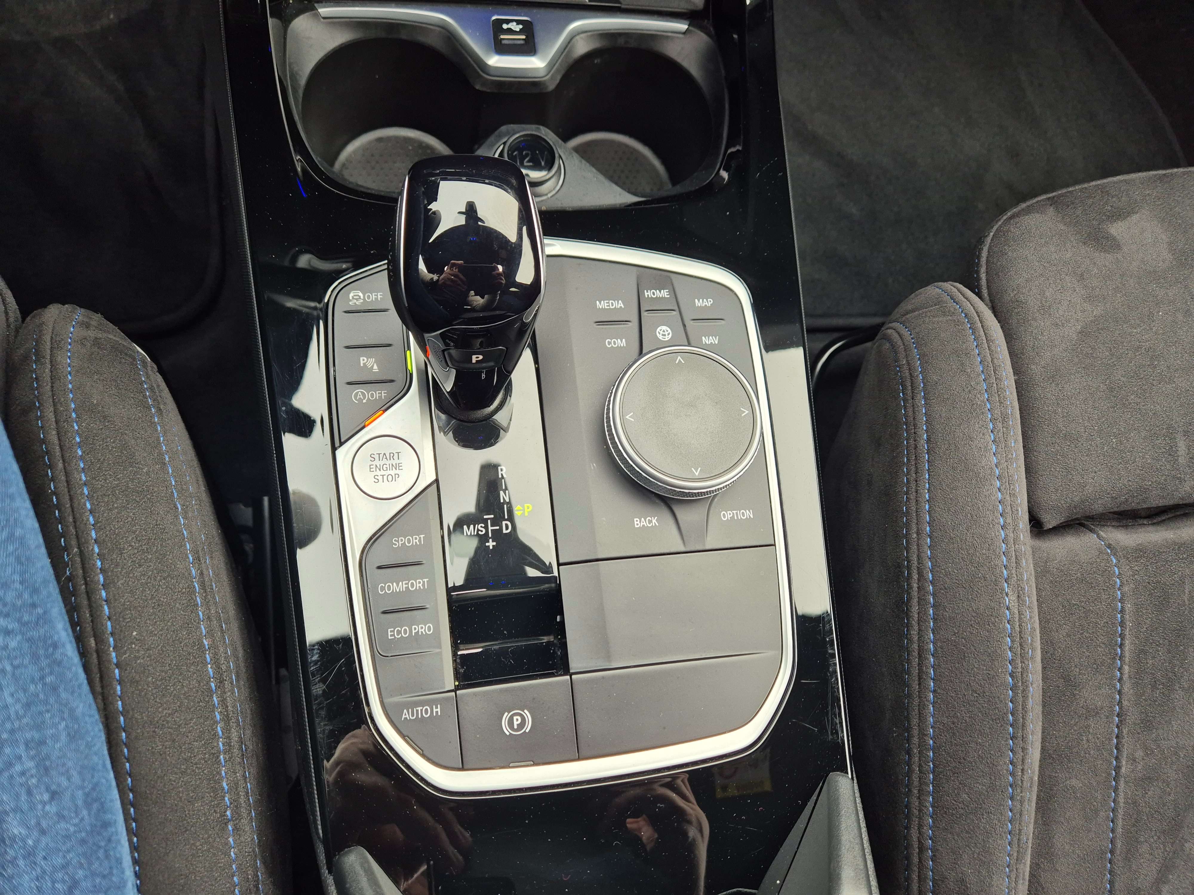 BMW 120 120i / PACK M //CARPLAY/CAMERA/USB/GARANTIE