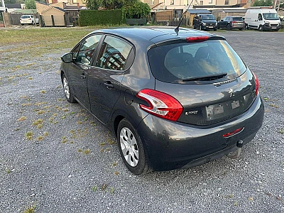 Peugeot 208 (2) 1.2 PURETECH 68 ACTIVE 5P