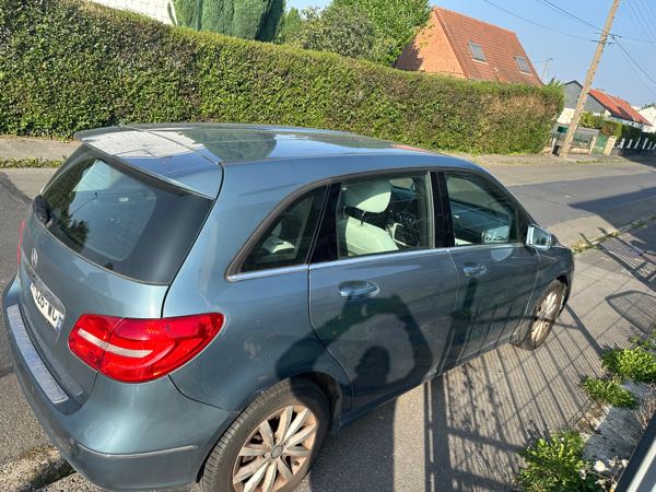 Mercedes-Benz Classe B II (2) 180 D BUSINESS 7G-DCT