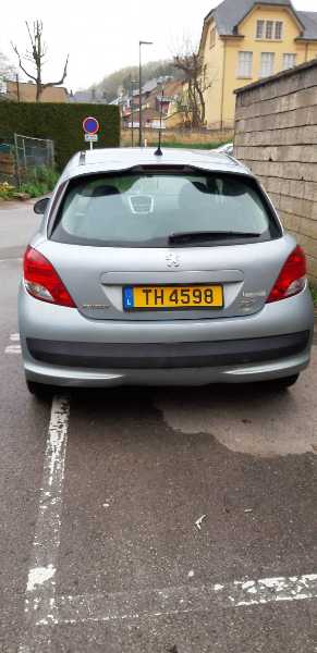 Peugeot 207 1.6 HDI 16V 90 URBAN 5P