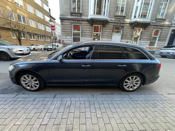 Audi A6 IV (2) AVANT 2.0 TDI 150 ULTRA AMBITION LUXE S TRONIC