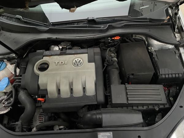Volkswagen Golf V 1.9 TDI 105 UNITED 5P