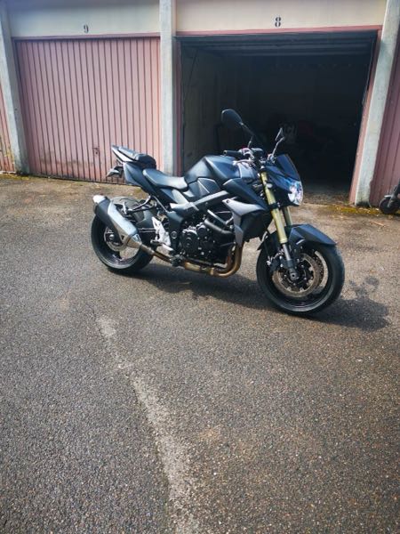SUZUKI GSR ONE EDITION ABS