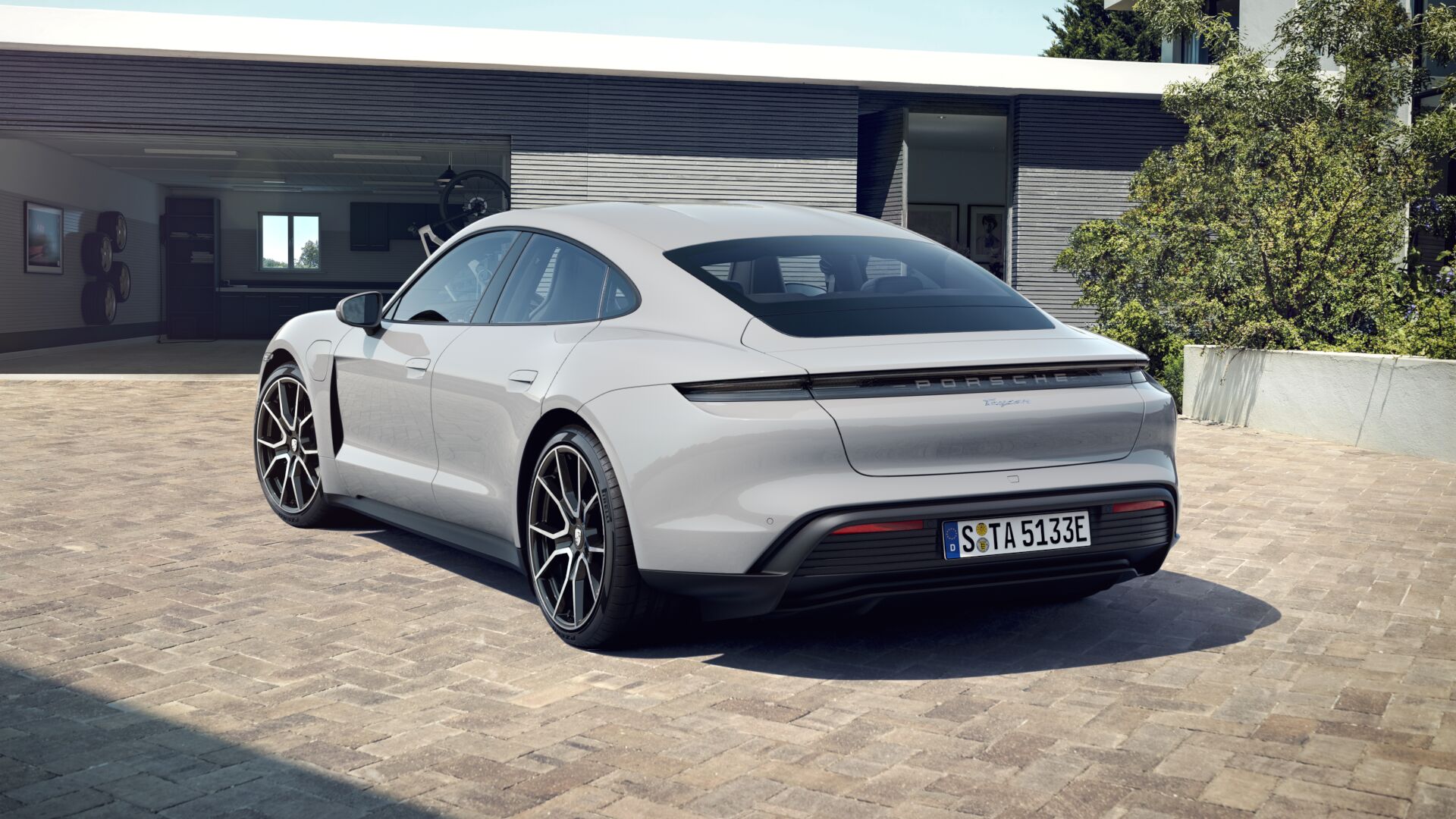 Porsche Taycan 2S