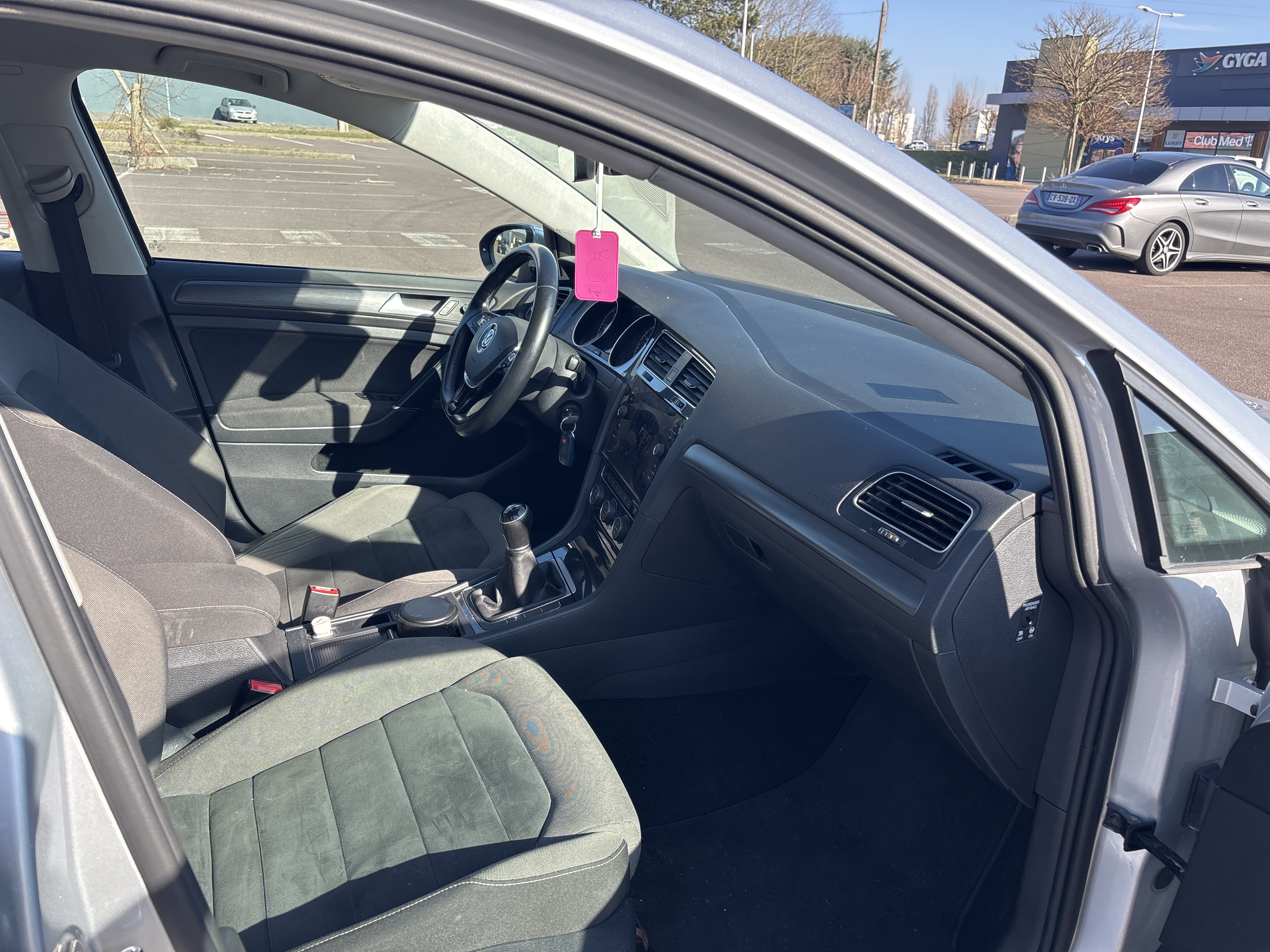 Volkswagen Golf VII (2) 1.6 TDI 115 CONFORT BUSINESS 5P