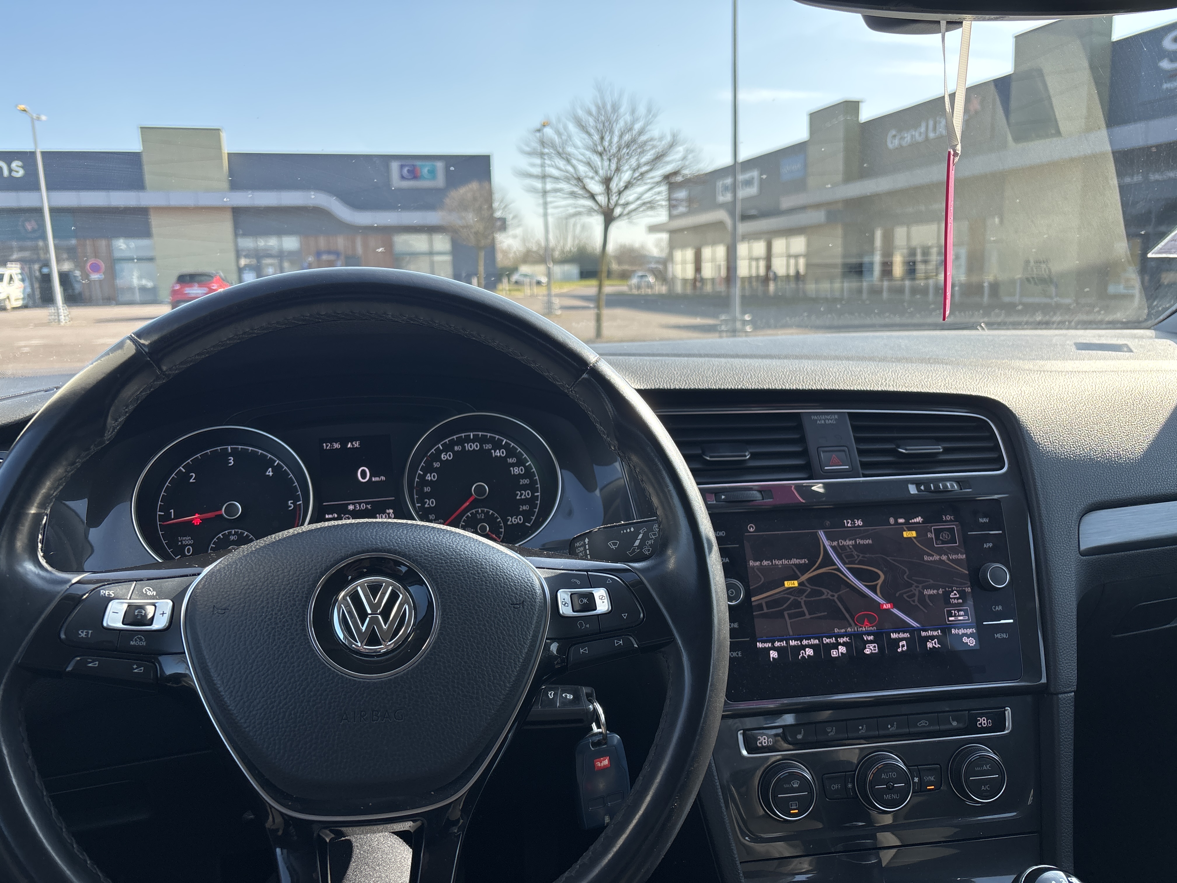 Volkswagen Golf VII (2) 1.6 TDI 115 CONFORT BUSINESS 5P