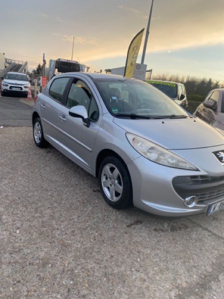 Peugeot 207 207 1.4 ESSENCE SPORT ATMO