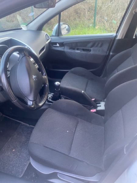 Peugeot 207 207 1.4 ESSENCE SPORT ATMO